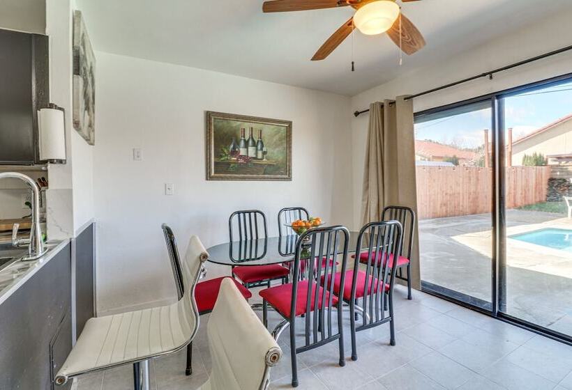 Palmdale Family Home W/ Private Pool & Backyard