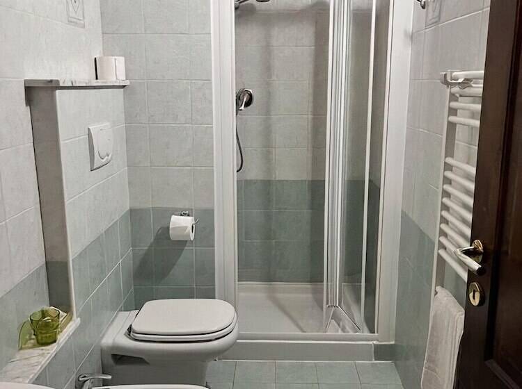 פנסיון B&b Villa Erika