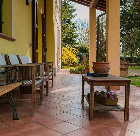 פנסיון B&b Villa Erika