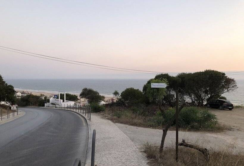 بنسيون Fonte Da Telha Cliff House