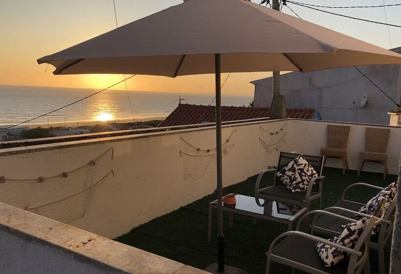 بنسيون Fonte Da Telha Cliff House