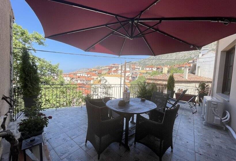 پانسیون Lykovrisi Guest House