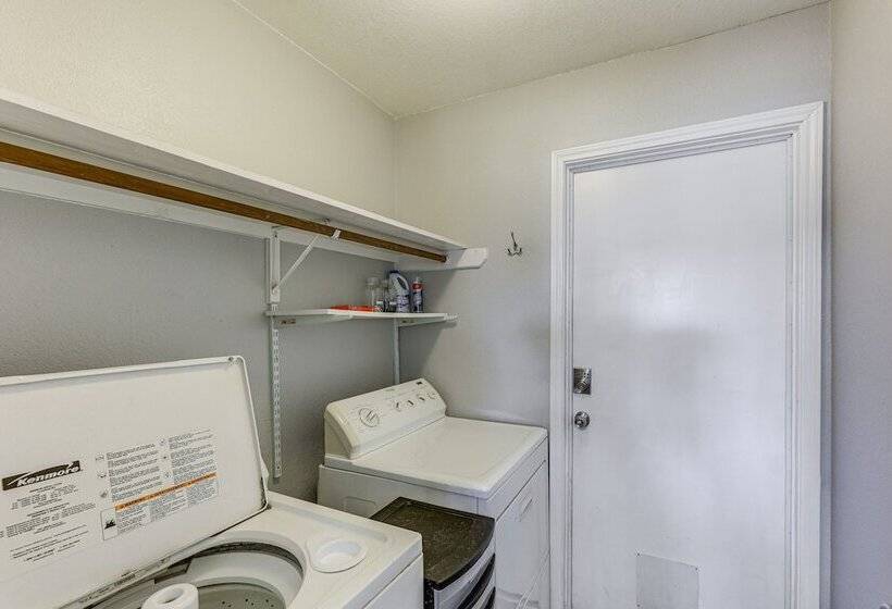 Pet Friendly Austin Home W/ Patio & Fenced Yard!