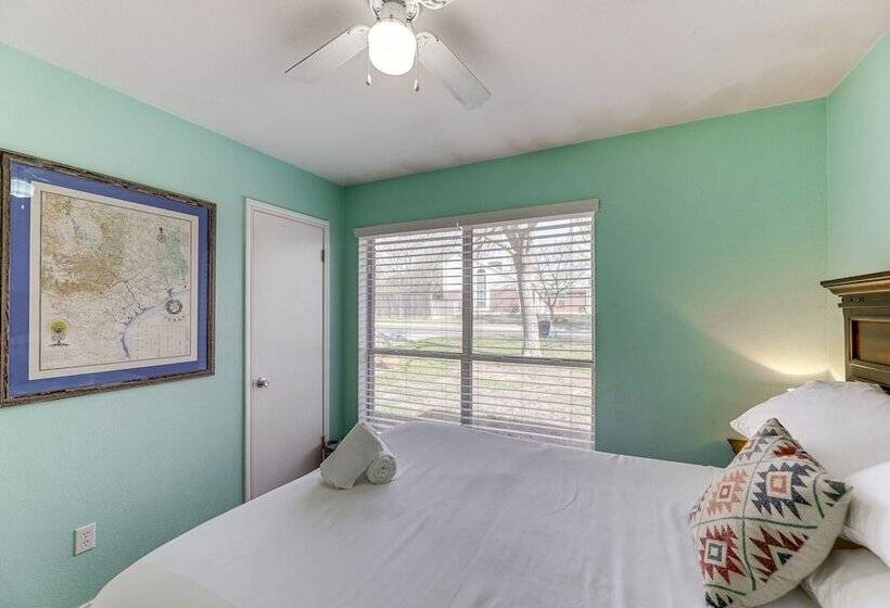 Pet Friendly Austin Home W/ Patio & Fenced Yard!