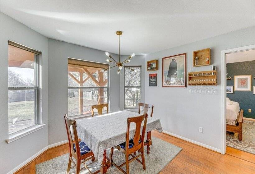 Pet Friendly Austin Home W/ Patio & Fenced Yard!