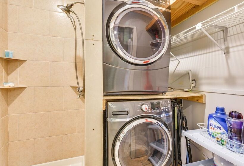 Pet Friendly Fort Walton Beach Home: 4 Mi To Ocean