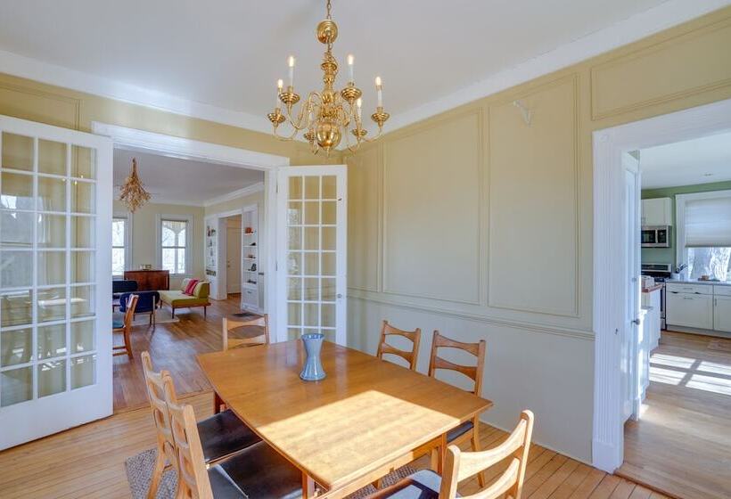 Pet Friendly Hudson Home Near Won Dharma Center!