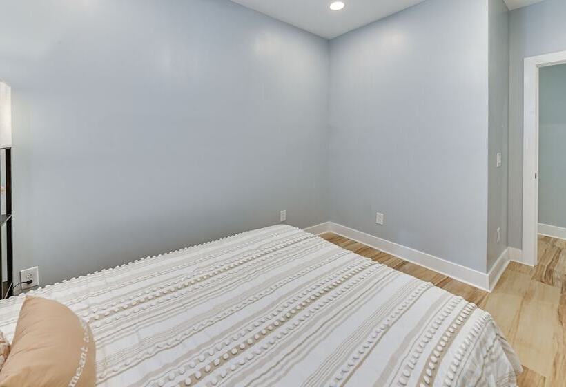 7 Mi To Louisville: Pet Friendly New Albany Home