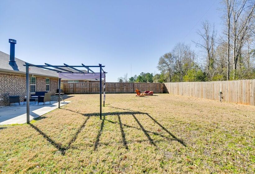 Prattville Home W/ Fire Pit 2 Mi To Downtown!