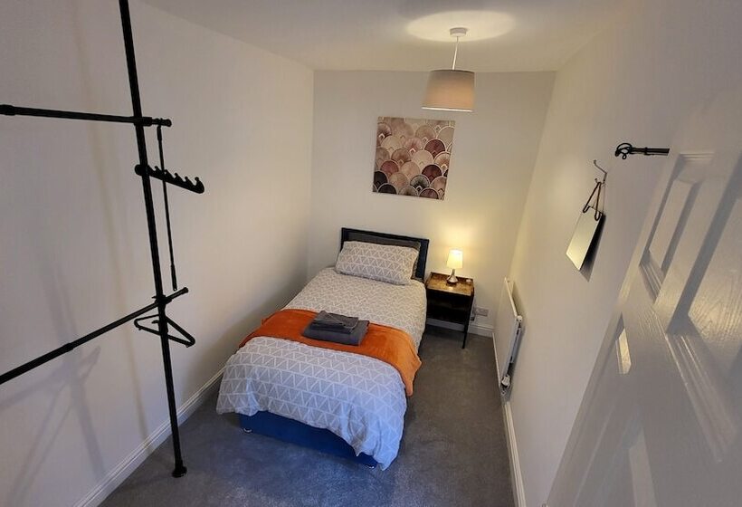 Резиденция Heart Of Lincoln City, 3 Bedrooms, Sleeps 4 Guests