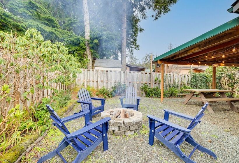 Rockaway Beach Home, Walk To Ocean, Pet Friendly!