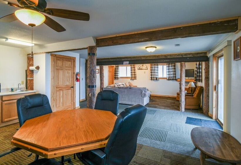 The Barn  Secluded Home 7 Mi To Afton Lake!