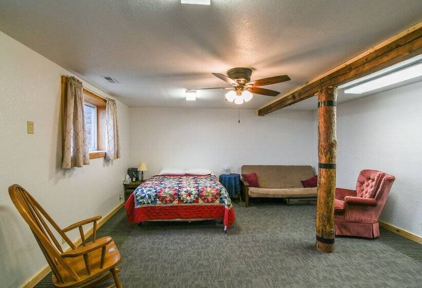 The Barn  Secluded Home 7 Mi To Afton Lake!