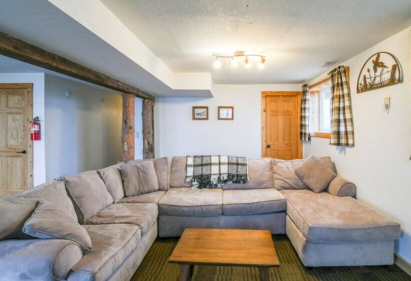 The Barn  Secluded Home 7 Mi To Afton Lake!