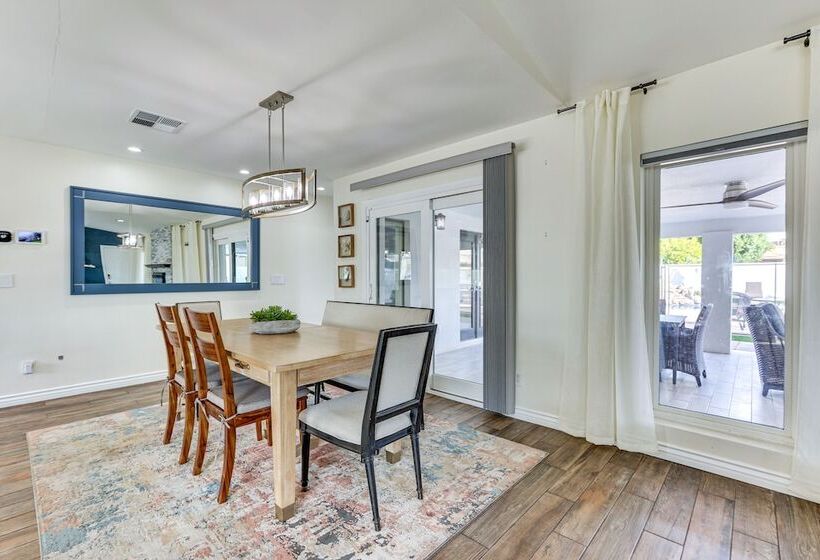 Sleek Phoenix Paradise W/ Outdoor Pool + Fire Pit!