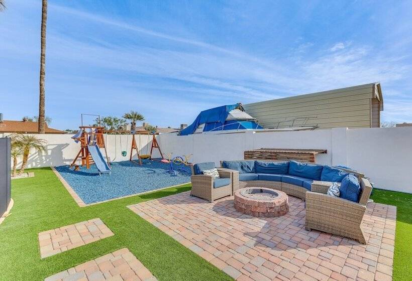 Sleek Phoenix Paradise W/ Outdoor Pool + Fire Pit!