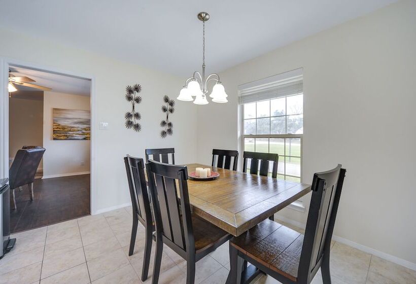 Southwest Austin Home W/ Pool, 13 Mi To Downtown!