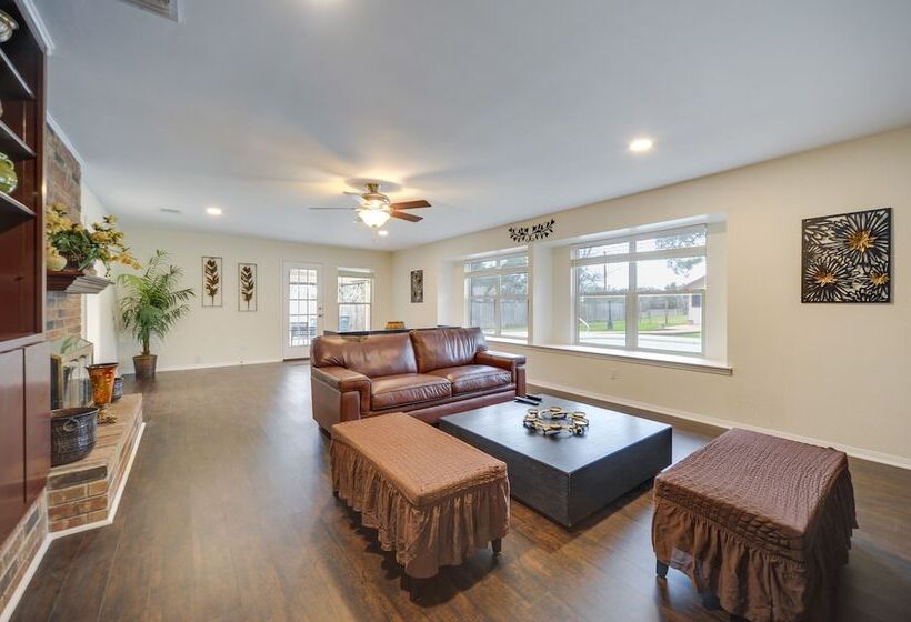 Southwest Austin Home W/ Pool, 13 Mi To Downtown!