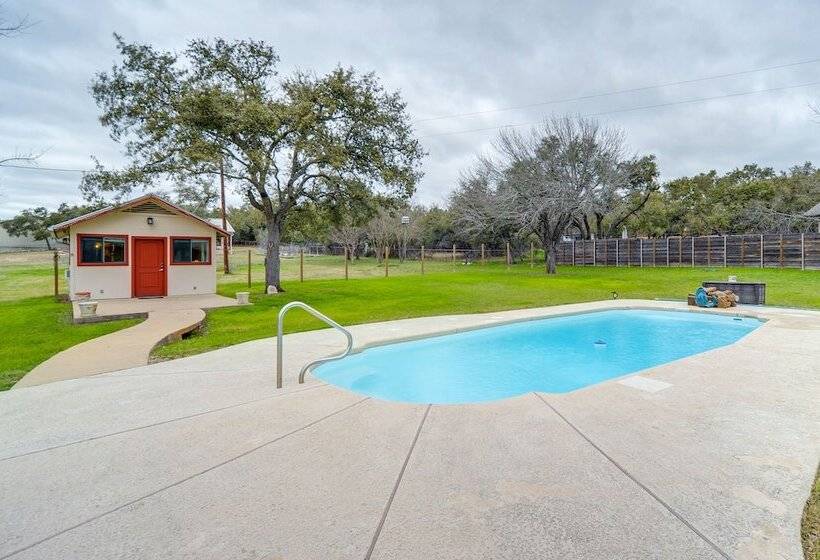 Southwest Austin Home W/ Pool, 13 Mi To Downtown!
