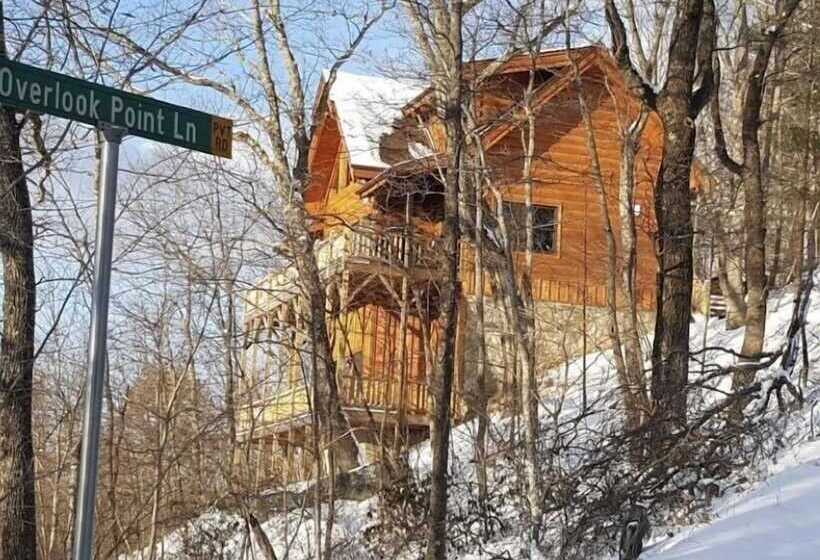 Spacious Cabin With Fantastic Long Range Mountain And Lake Views   Lake Lure   The Overlook 4 Bedroo