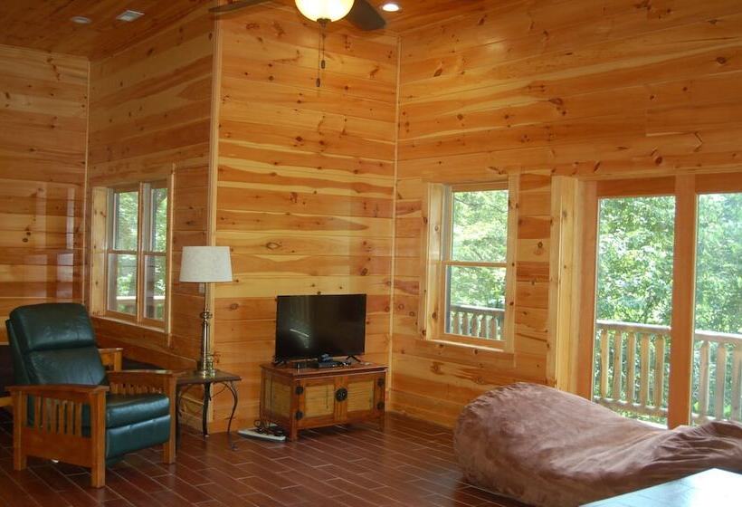 Spacious Cabin With Fantastic Long Range Mountain And Lake Views Lake Lure The Overlook 4 Bedroo