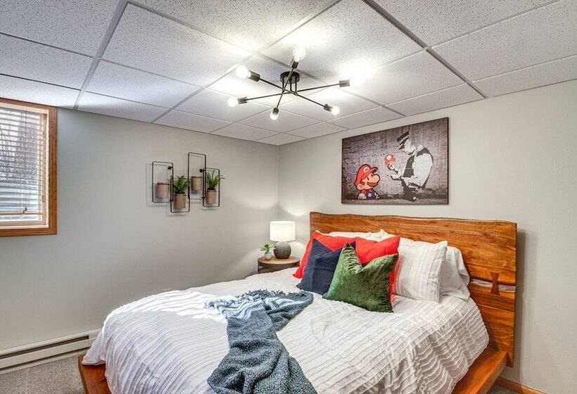 Spacious Detroit Lakes Home: Walk To Downtown!