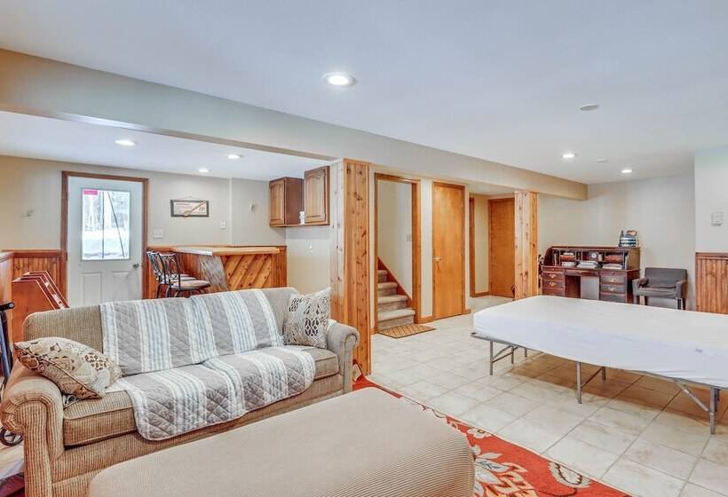 Spacious Hazleton Home   Walk To Lake Susquehanna!
