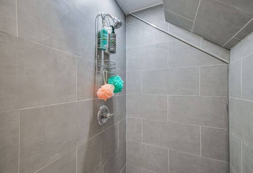 Spacious Lexington Home W/ Fire Pit: Hunt & Fish!