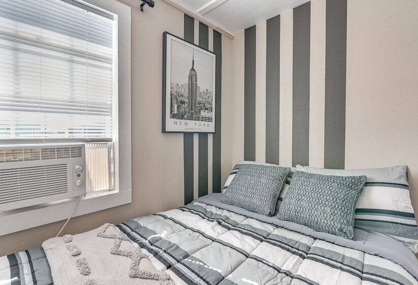 Texas Stilt House: Walk To Surfside Beach!