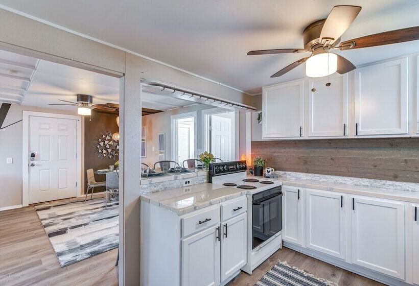 Texas Stilt House: Walk To Surfside Beach!