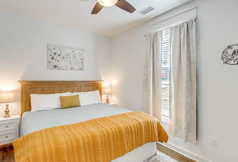 The Hamilton Heber Springs  Home W/ Hot Tub!