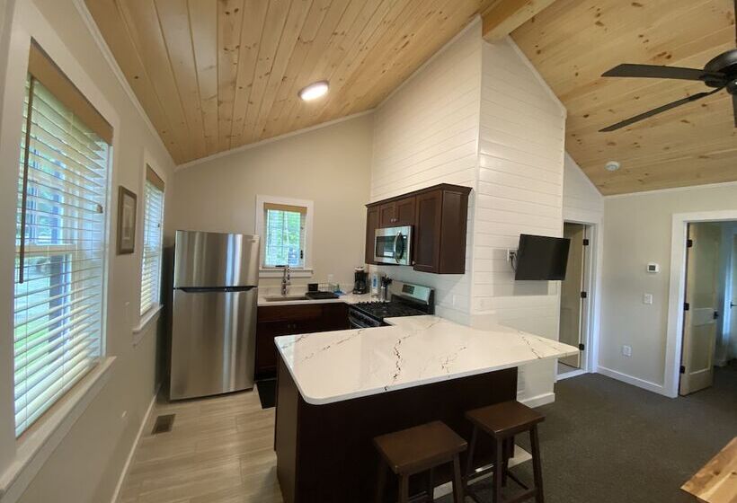 The Pines At Center Harbor