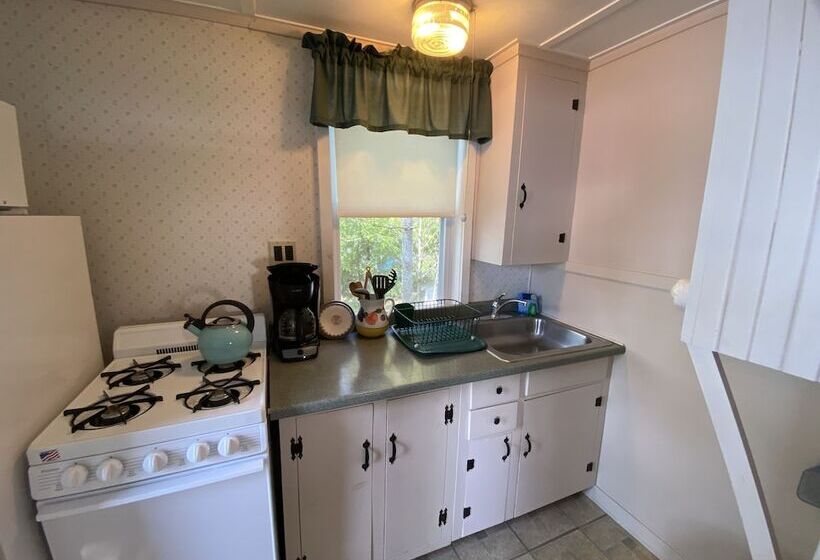 The Pines At Center Harbor