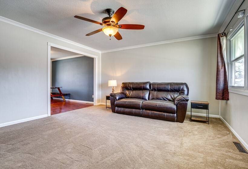 Wamego Home Base: 16 Mi To Kansas State Campus