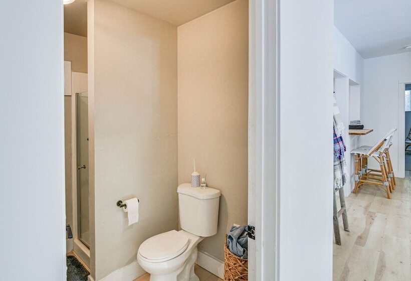 Westwood Cabin: Lake Almanor Across The Street!