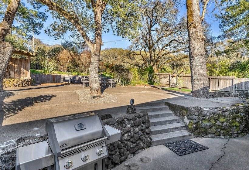 Wine Country Retreat W/ Pool, 10 Mi To Dtwn Sonoma