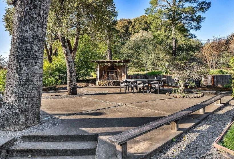Wine Country Retreat W/ Pool, 10 Mi To Dtwn Sonoma