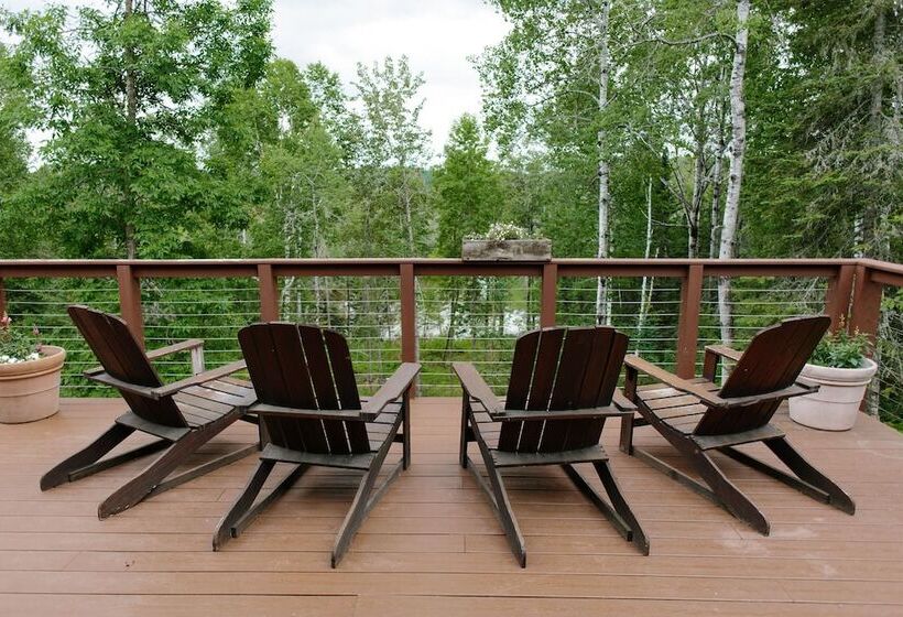 فندق صغير Rustic Woodland Lodge