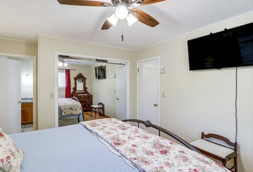 Arkansas Lake House W/ Private Dock!