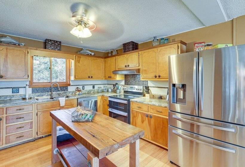 Arkansas Lake House W/ Private Dock!