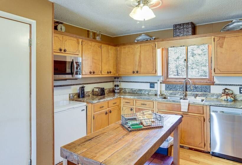 Arkansas Lake House W/ Private Dock!