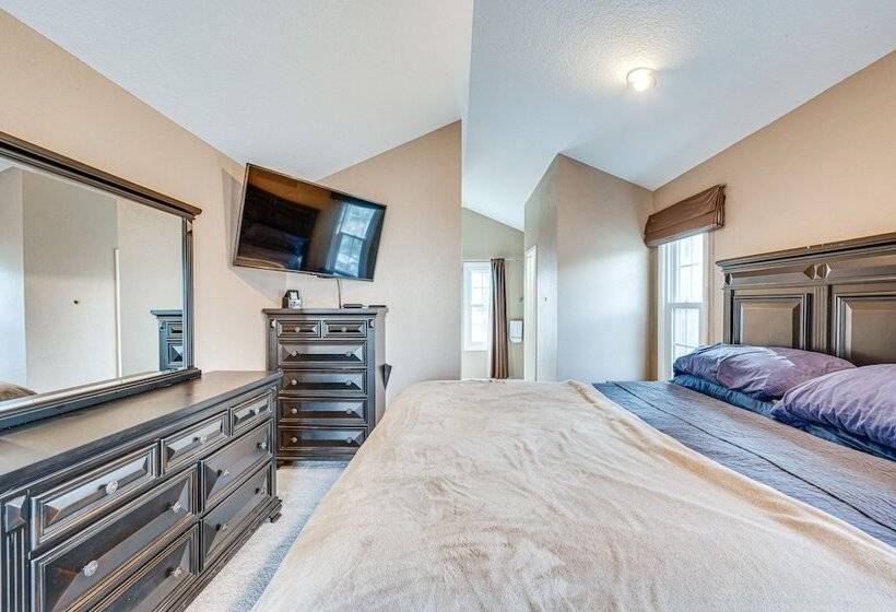 Arvada Home W/ Patio & Fire Pit ~ 16 Mi To Denver!