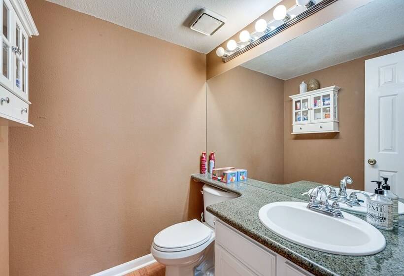 Arvada Home W/ Patio & Fire Pit ~ 16 Mi To Denver!