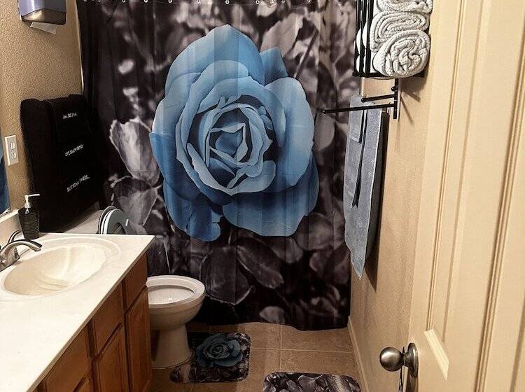 B&b At The Paseo S By Wanda