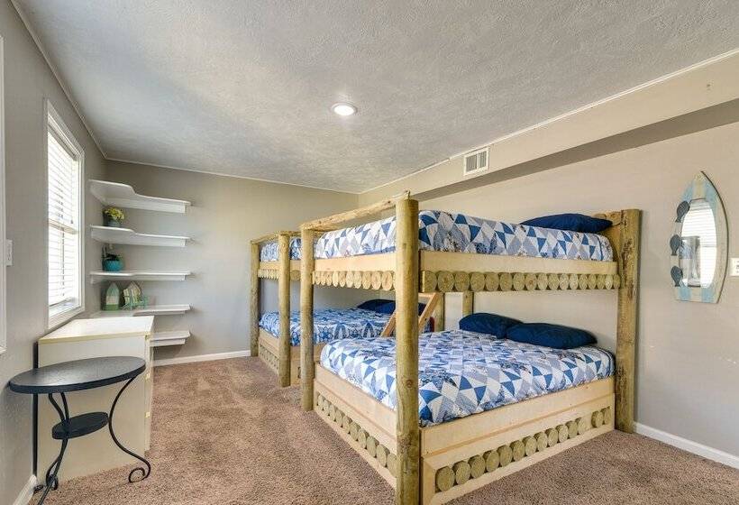 Oceanfront Surfside Beach Home W/ Amazing Views!