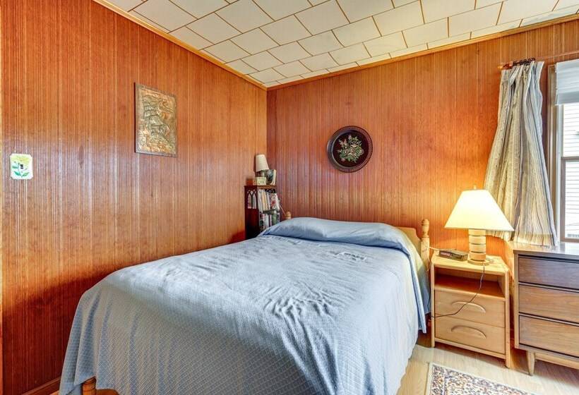 Beachfront Lavallette Home 2 Mi To Casino Pier!