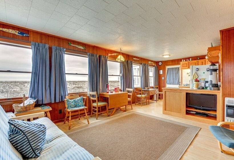 Beachfront Lavallette Home 2 Mi To Casino Pier!