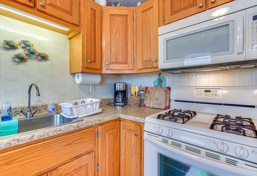 Beachfront Lavallette Home 2 Mi To Casino Pier!