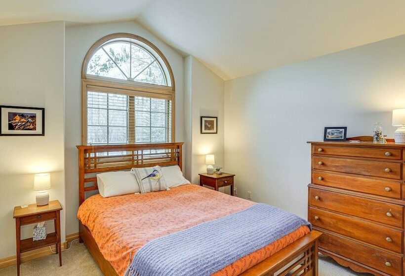 Beautiful Hailey Home: Walk To Big Wood River!