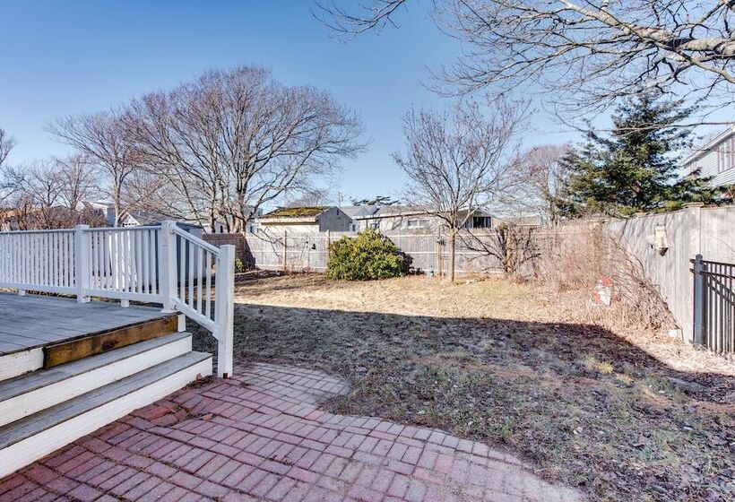 Beautiful Wells Cottage: Steps To Moody Beach!